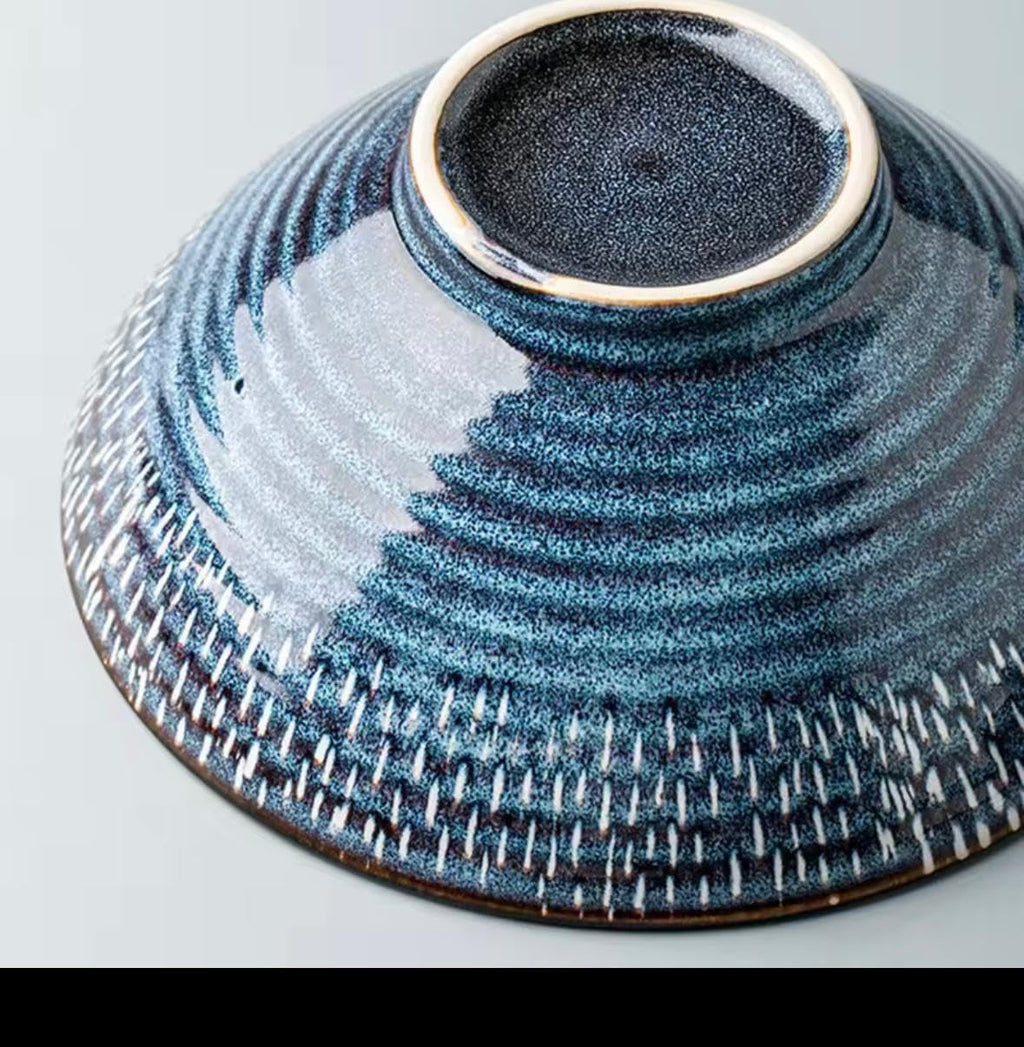 Japanese Kiln Deep Blue Ceramic Ramen Bowl, 20.3 cm Diameter, Speckled Texture, Smooth Glaze, Traditional Japanese Style, Dishwasher Safe, 1000ml Capacity