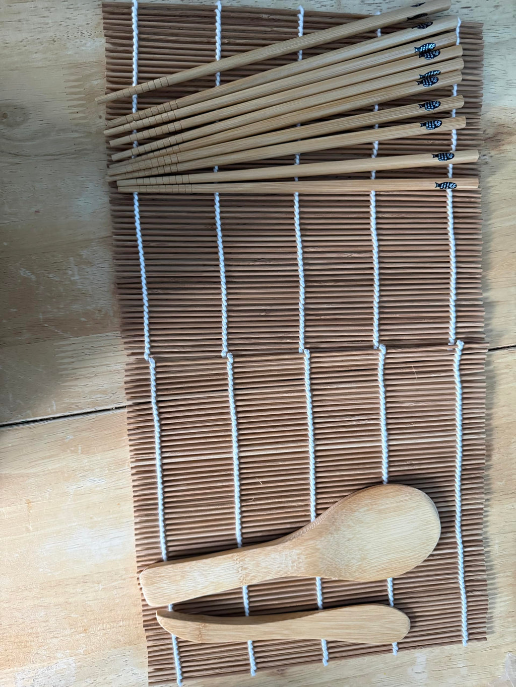 Bamboo Sushi Making Kit, 9-Piece DIY Set with Rolling Mats, Chopsticks, Rice Paddle and Spreader