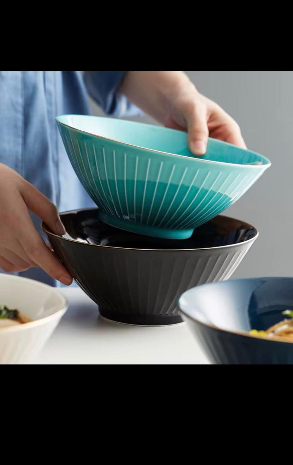 Japanese Ceramic Ramen Bowl with Gold Rim, 8-Inch, Vertical Line Design, Porcelain Dinner Bowl for Home Restaurant, Available in White Black Green